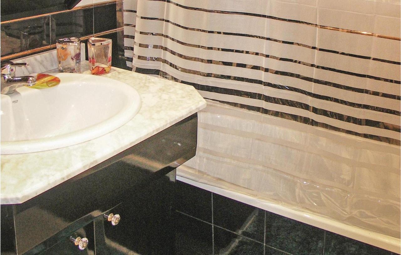 2 Bedroom Nice Apartment In 과다마르델세게라 외부 사진